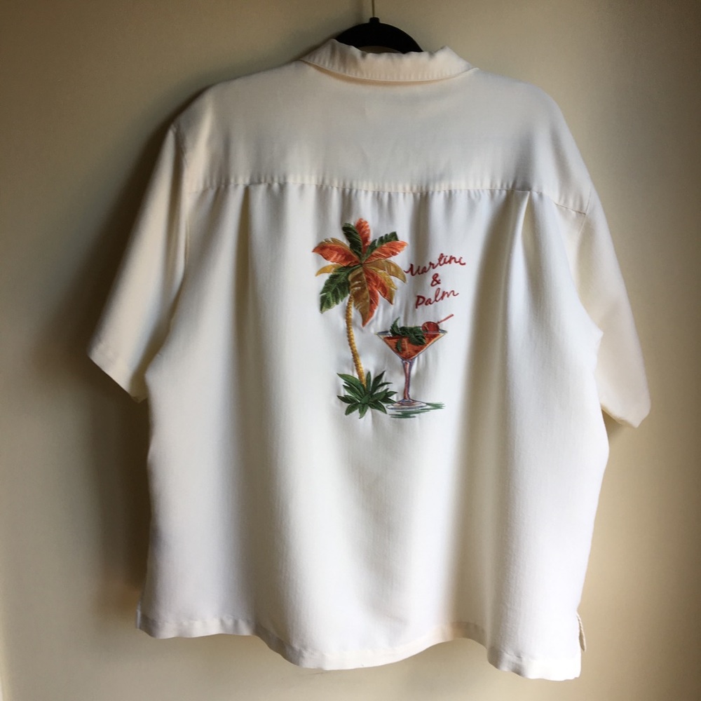Weekender mens embroidered golf shirt xl